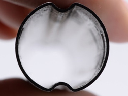 0.8mm厚のAMT合金製脚パイプを使用