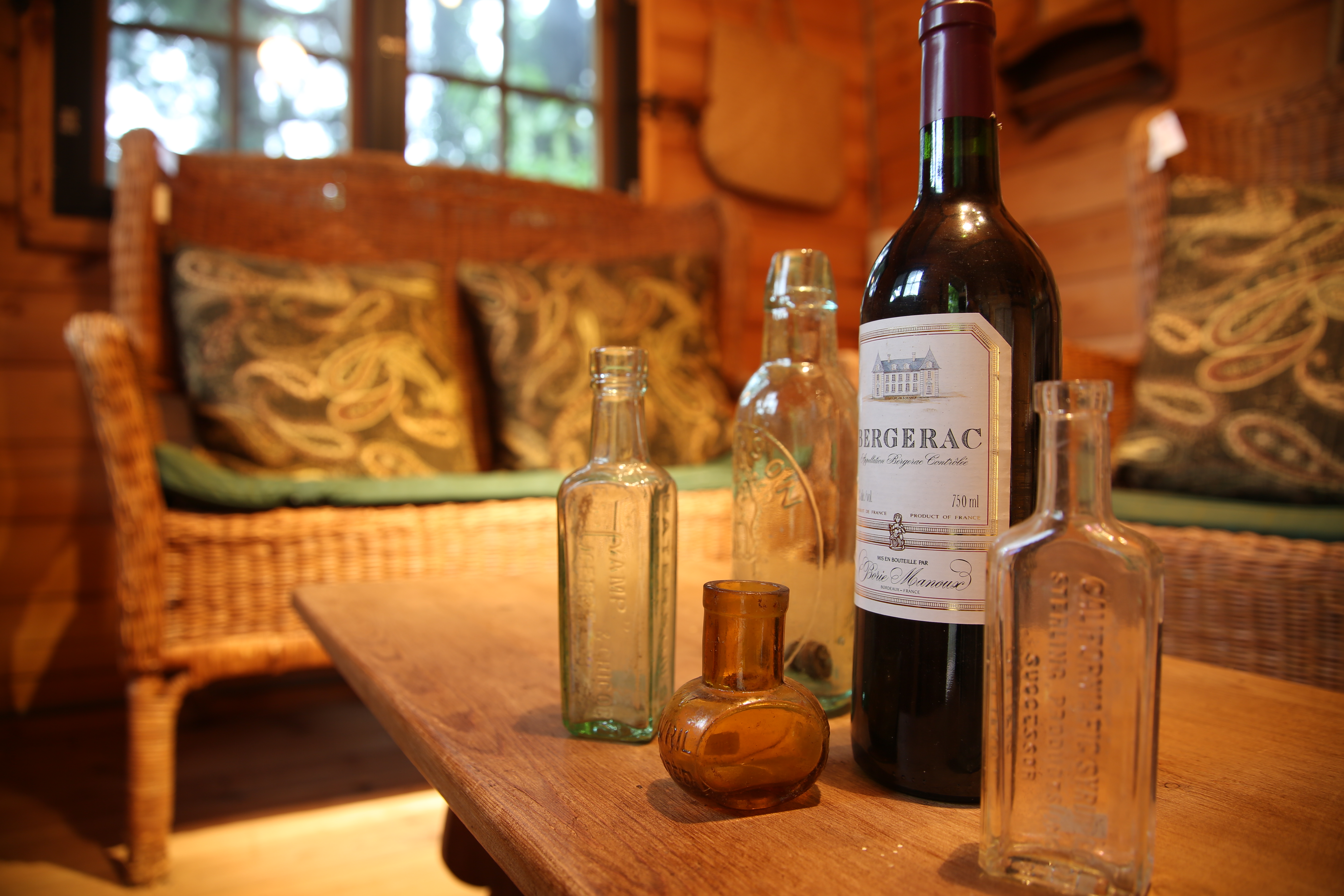 絞り開放・最短撮影距離（45cm）で撮影。EOS 5D Mark III / 1.3秒 / F4 / 0EV / ISO100 / 24mm