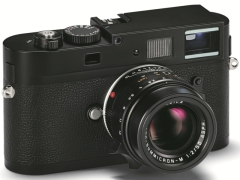 ライカMモノクローム」にシルバーボディが追加 - デジカメ Watch