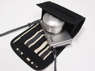 ブラック・カーボンストライプ