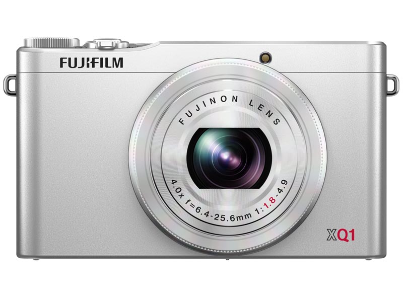 FUJIFILM XQ1