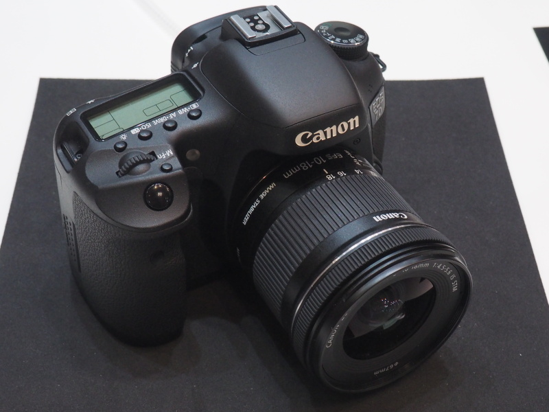 EF-S 10-18mm F4.5-5.6 IS STM装着例