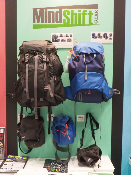 アウトドア色の強いマインドシフト製品群