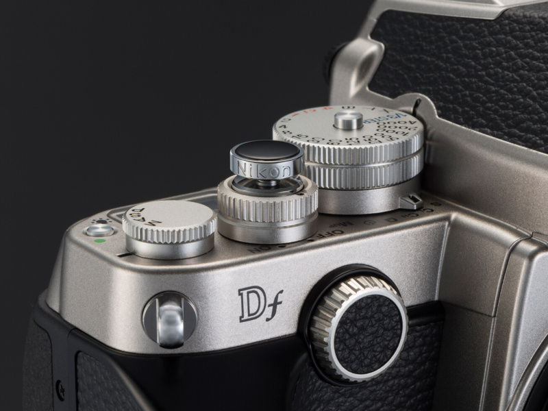 ニコンDfへの装着イメージ
