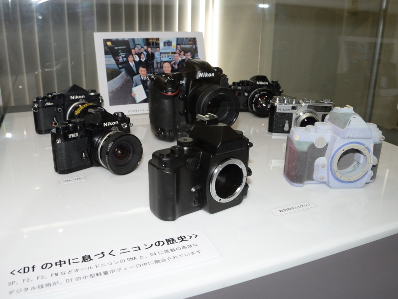 「Dfの中に息づくニコンの歴史」という展示コンセプト