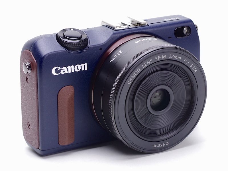 EF-M22mm F2 STMを装着