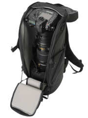 600mm F4付きの一眼レフが入るバックパック - デジカメ Watch Watch