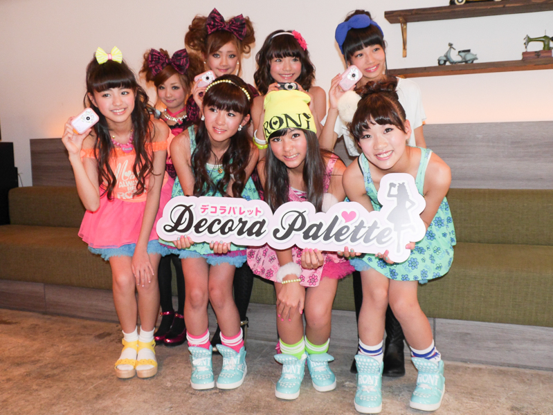 コラボレーションしたファッションブランドのモデルも駆けつけた