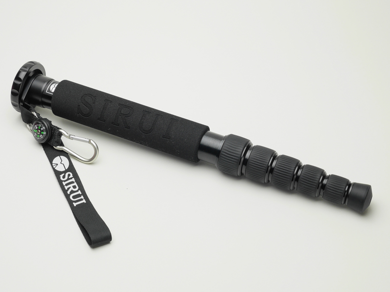 スポンジも巻いてあり握りやすい