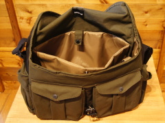 MAGNUMとFILSONのコラボカメラバッグ - デジカメ Watch Watch