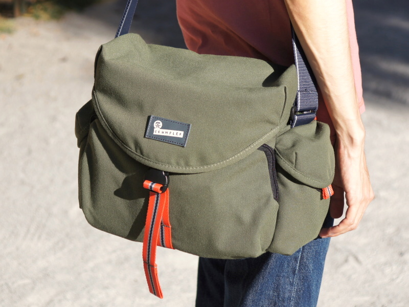 カシュガル・アウトポストL（写真はライフルグリーン）。全3色