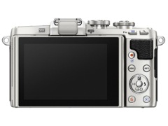 自分撮り機能を強化した「OLYMPUS PEN Lite E-PL7」 - デジカメ Watch
