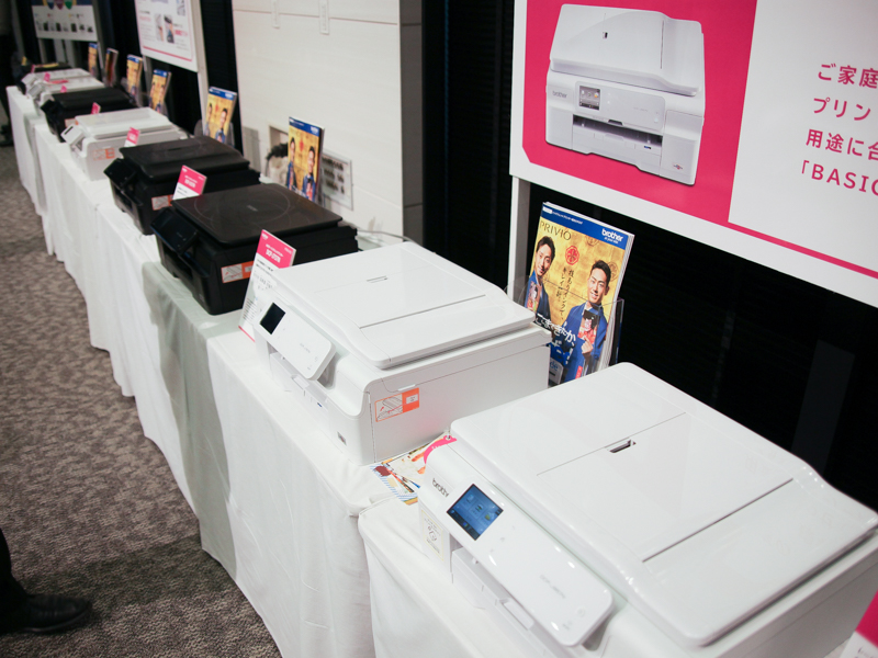 その他の下位機種も会場に並んだ