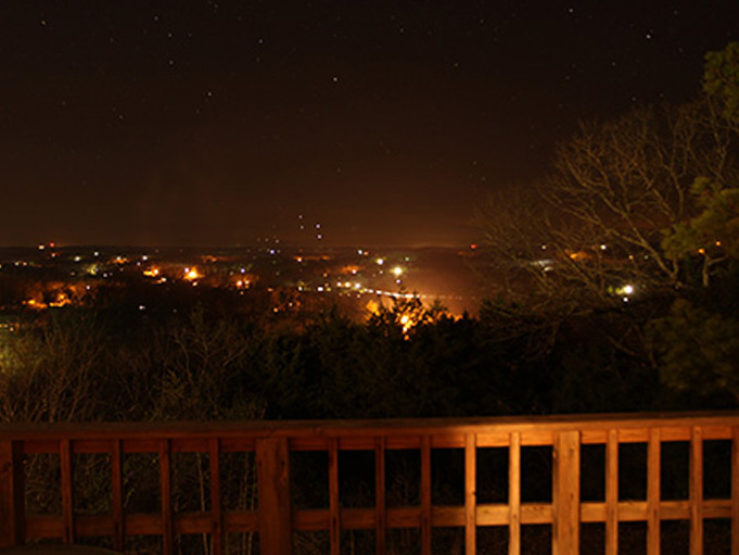 レンズスカート使用時（左）と未使用時（右）の作例