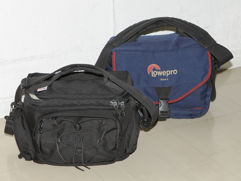 現在メインで使用しているf.64とロープロの小型バッグ