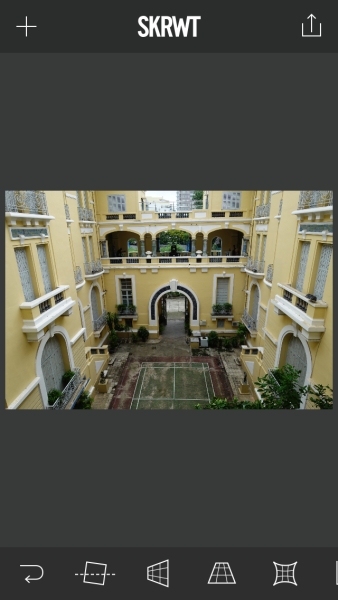 こちらは複合技が必要な1枚（補正前）