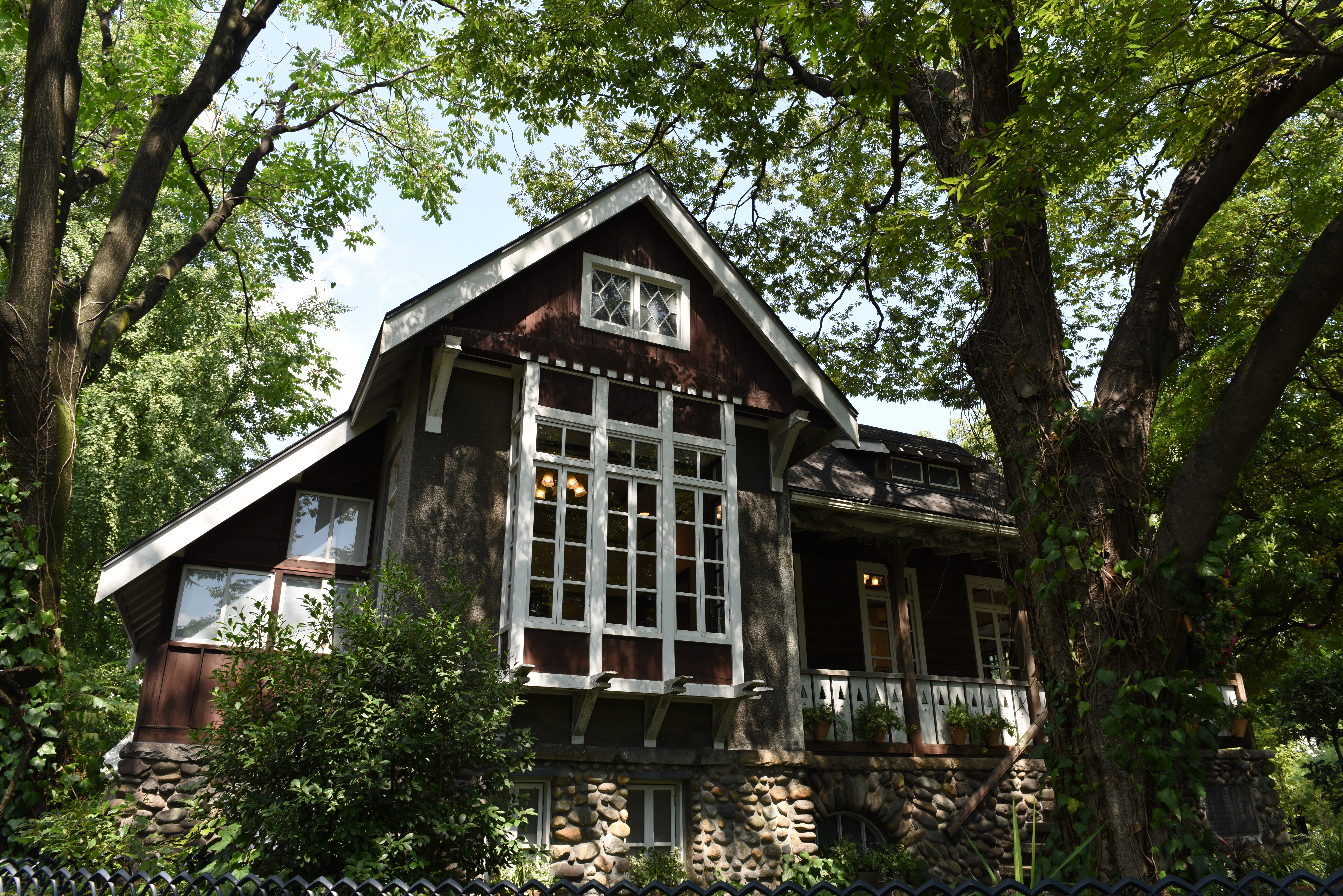 D810／ISO64／F8／1/30秒／0EV／WB:オート／24mm