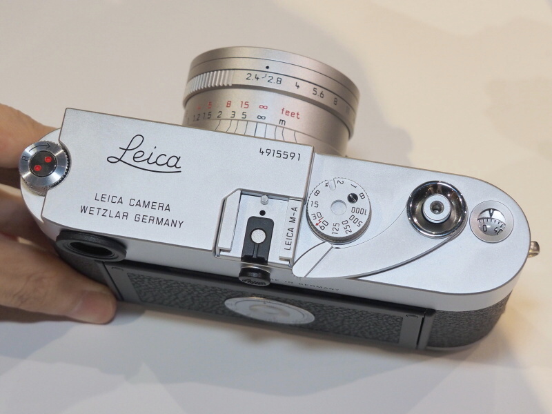 レンズは新ズマリット35mm