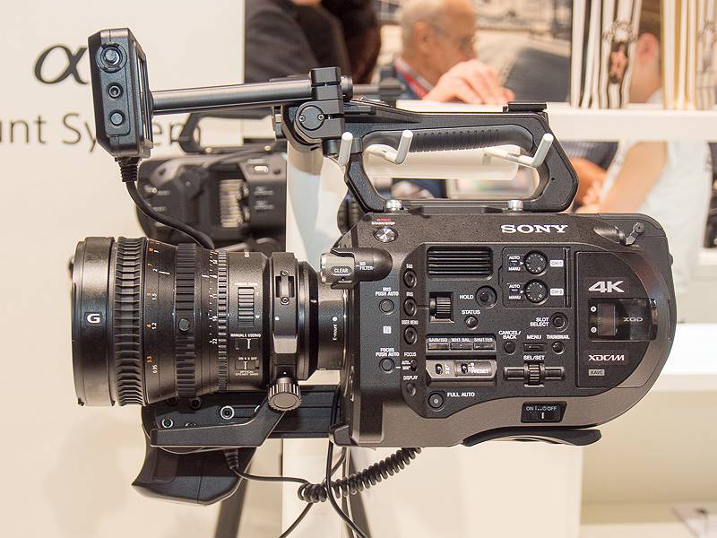 こちらはIBC 2014発表のPXW-FS7