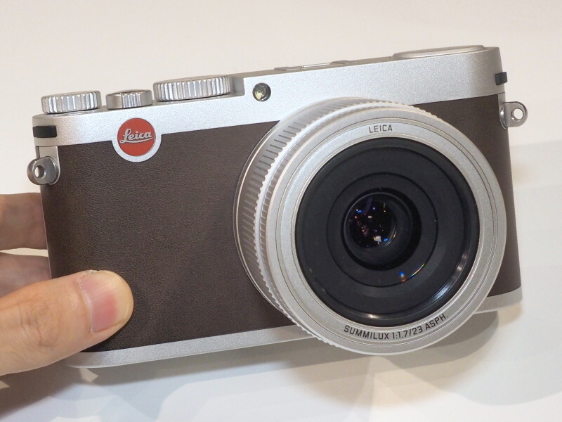 ライカX（Typ113）ブラウン
