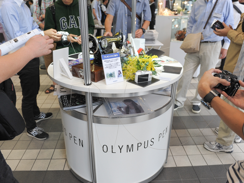 E-PL7の体験コーナーも盛況