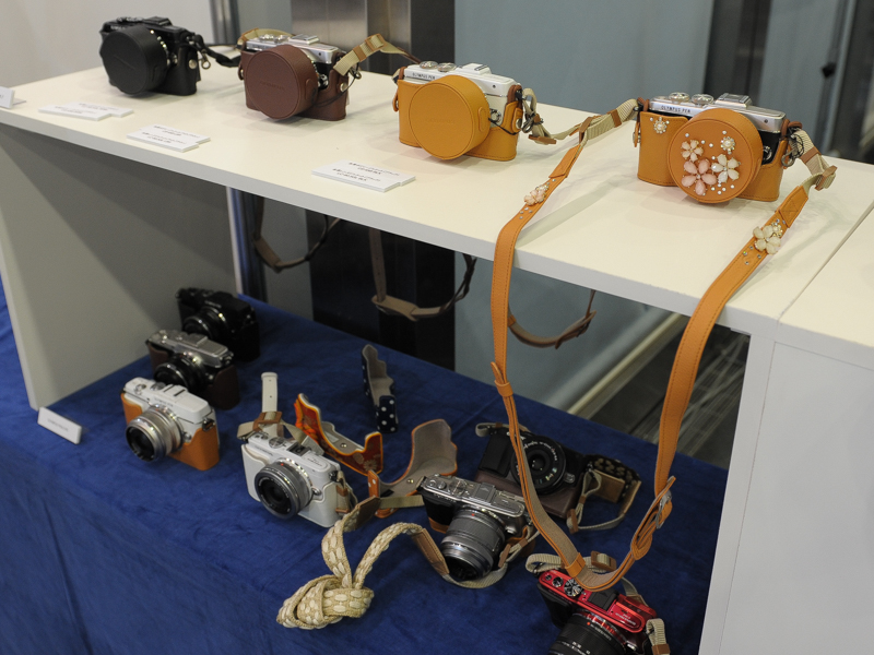 新製品のアクセサリーも試せる