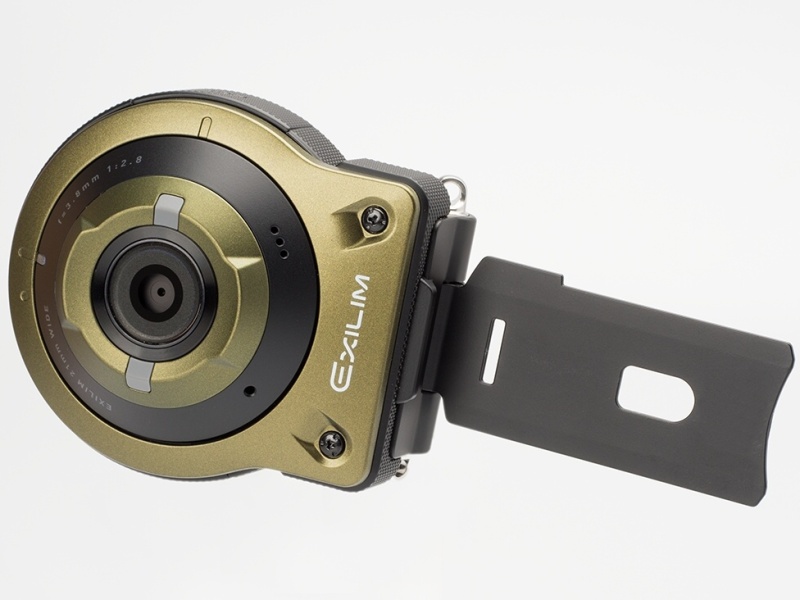 カメラ部。右側のプレート部分をコントローラー部のスロットに差し込んで一体化する