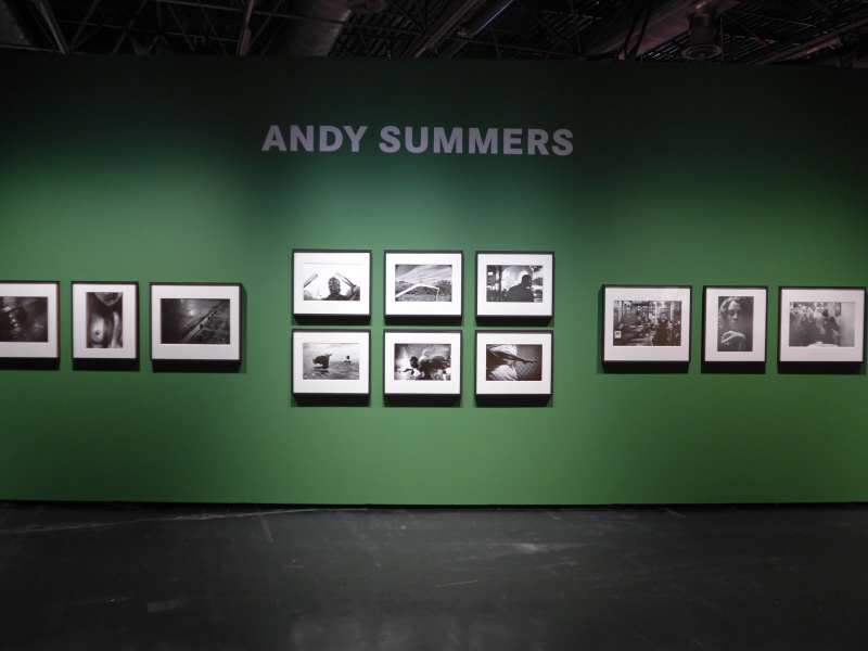 アンディ・サマーズ、ブライアン・アダムスといった、ミュージシャンかつフォトグラファーという顔ぶれも興味深かった