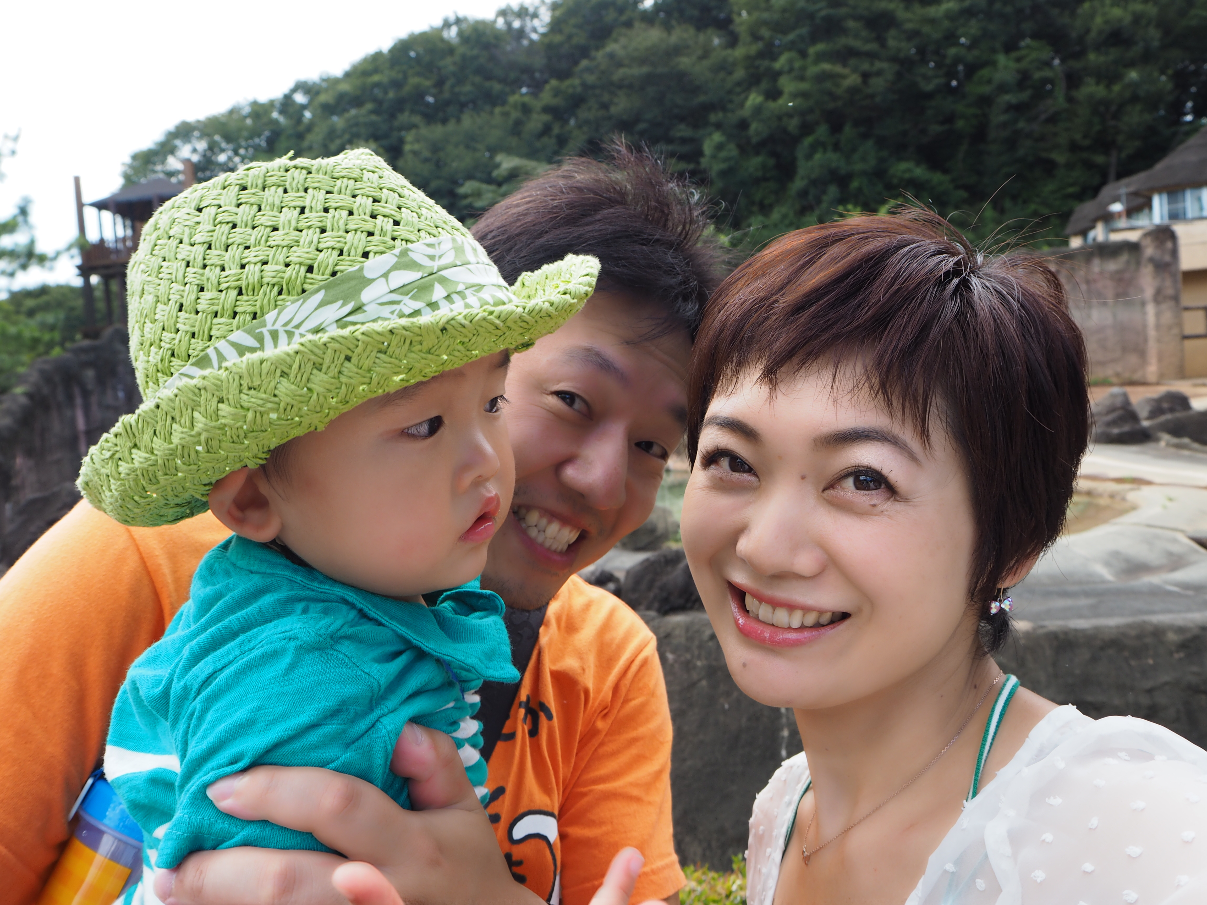 旅行先などで気軽に家族写真が撮れるのはやっぱり便利ですね。E-PL7／M.ZUIKO DIGITAL ED 14-42mm F3.5-5.6 EZ／絞り優先AE／ISO200／F8／1/200／0EV／WB:オート／14mm