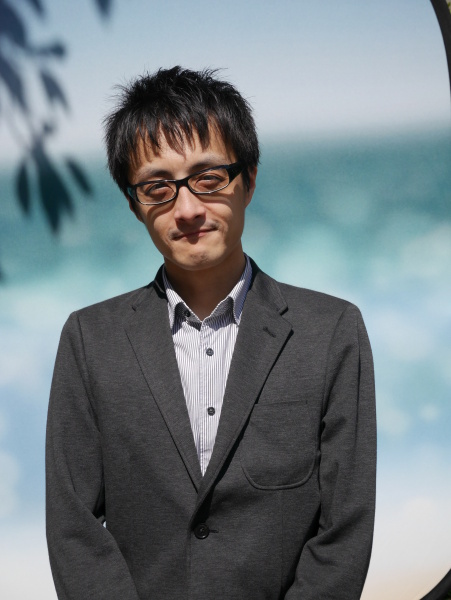 「アウトオブフォーカス背景」に不要な影や背景の縁が写り込んでしまうことが意外に多かった。撮影者の不注意であるが、撮影時にはよく気をつけるようにしたい