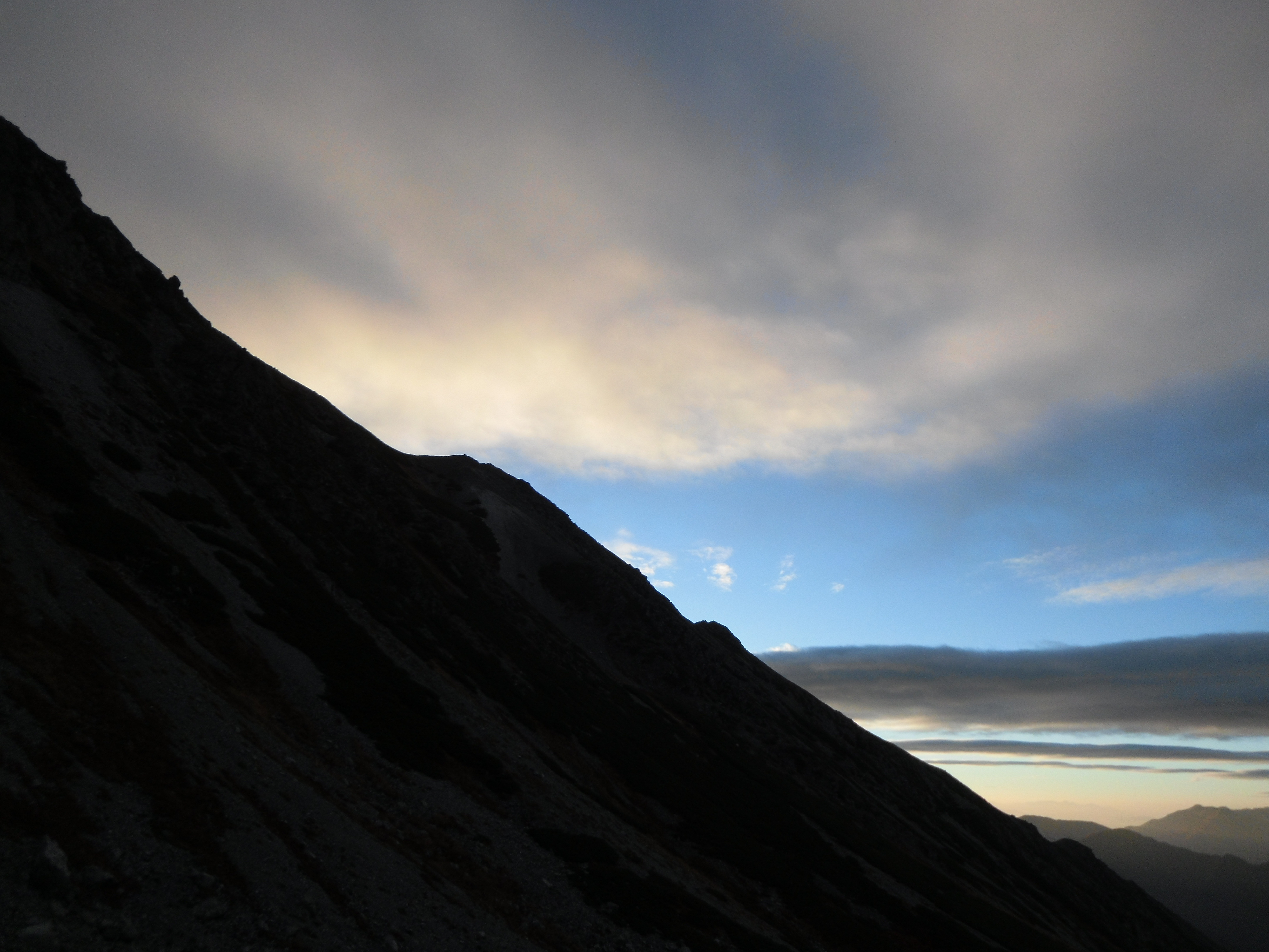 インターバルで撮影した写真。1/640秒 / F2.8 / ISO100 / オート / 3.8mm