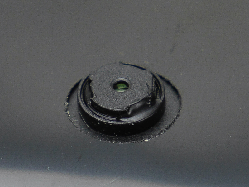 Exifデータから見るとレンズは開放F2.8のようだ