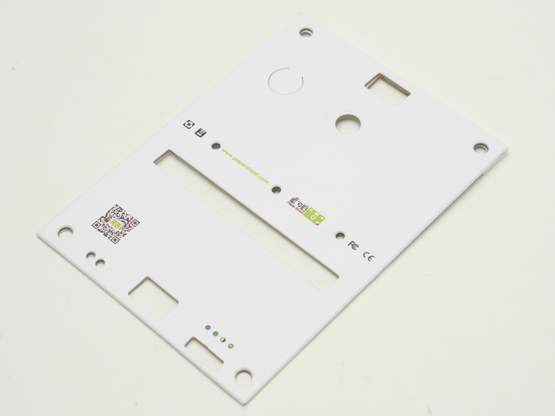 外装の外側はほぼ真っ白