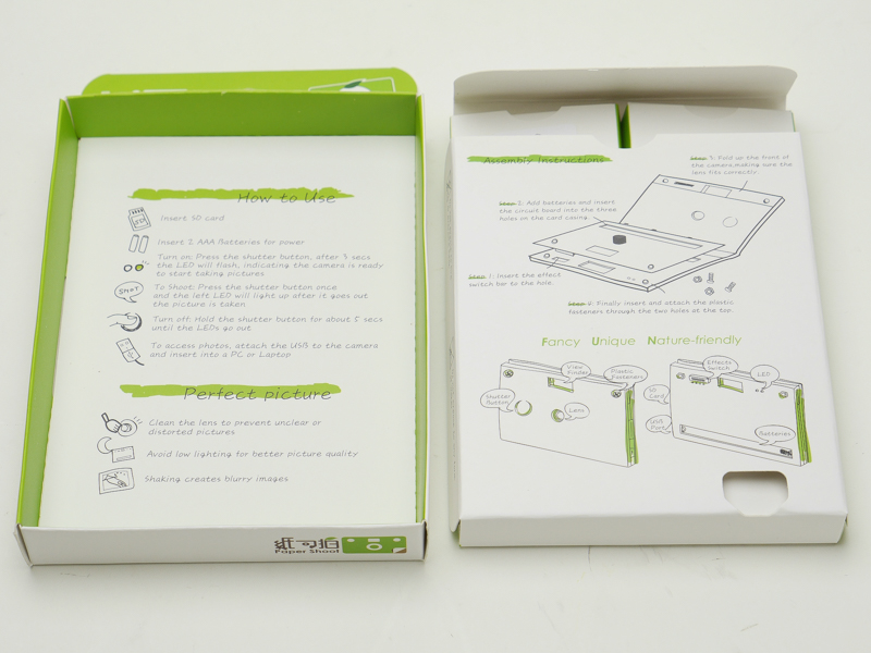 組立方などは箱に書いてある。英語だがイラストの通りにやれば迷うことは無いだろう