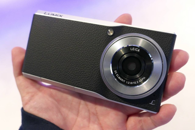 LUMIX CM1