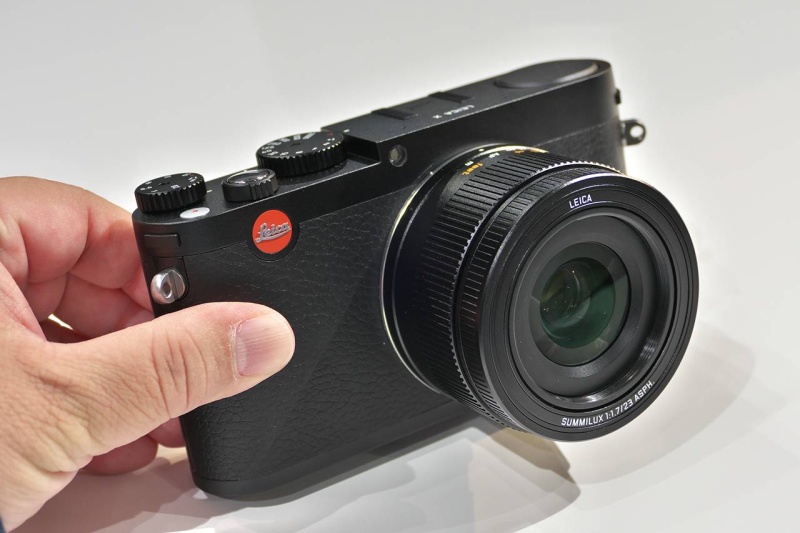 ライカX