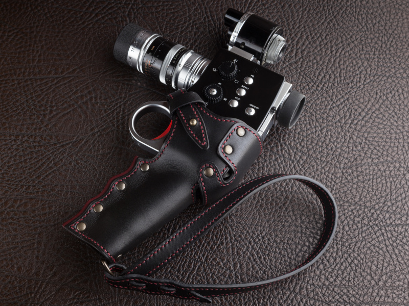 ベラミHD-1専用ケースは税込5万4,000円。チノンと鳥井工房のコラボレーションによって生まれた