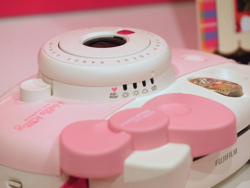 明るさ調整ダイヤル。絞り調整を行なう