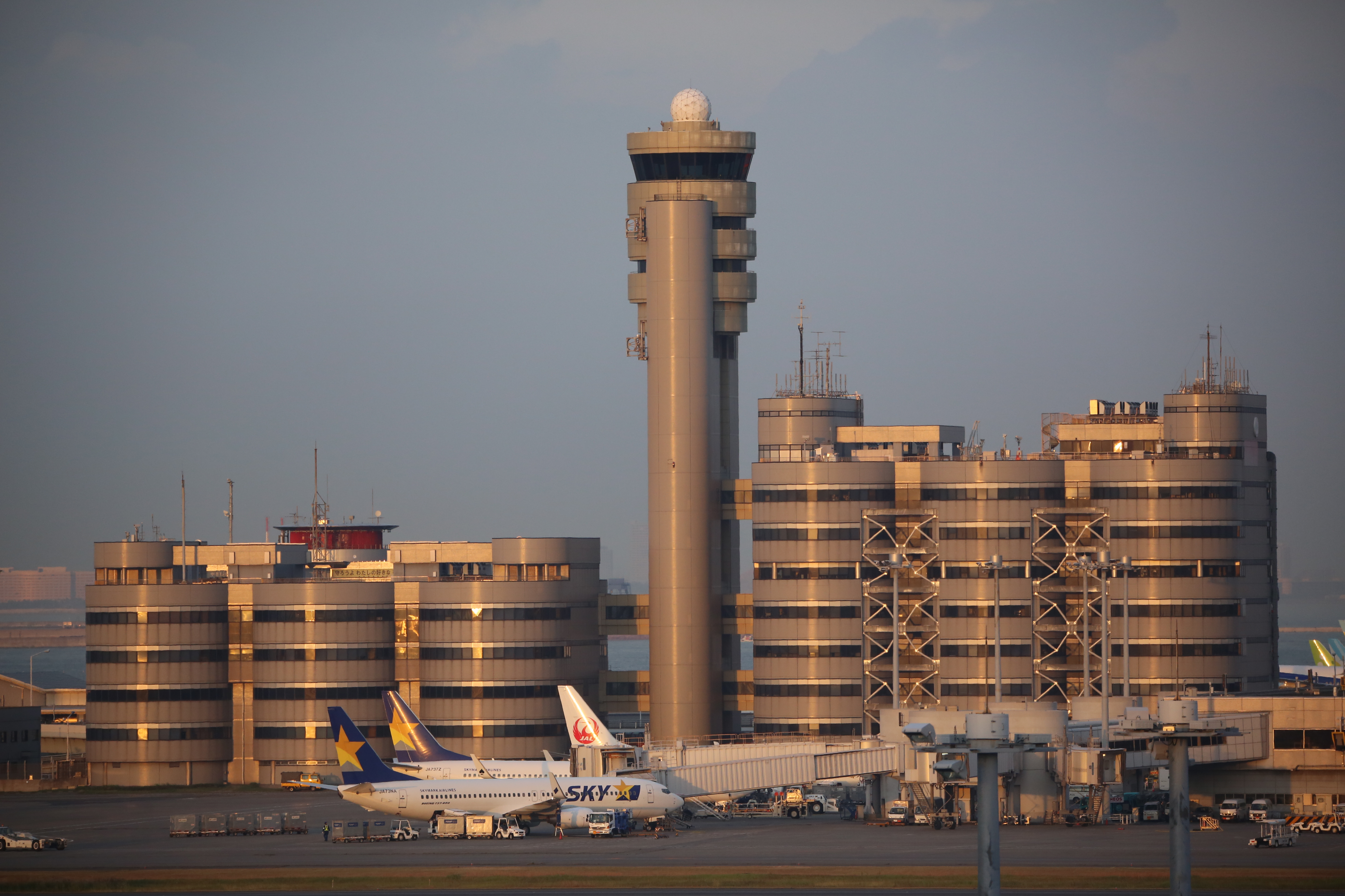 EOS 5D Mark III / 1/640秒 / F6.3 / 0EV / ISO1000 / シャッター優先AE / 340mm