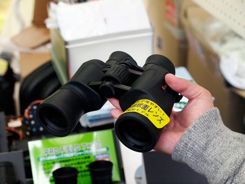 防水仕様で8倍の倍率をもつ「プロフィールド 8×40 WP」