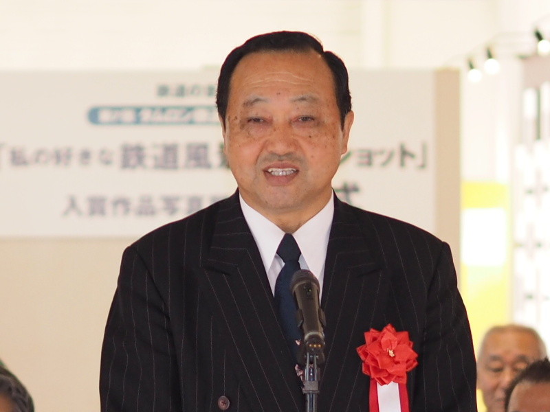 タムロン代表取締役社長の小野守男氏