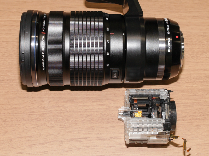 DUAL VCMフォーカスシステムのユニットは、実際のレンズのこの場所に位置している