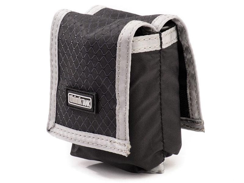 バッテリーを収納して二つ折りにしたところ