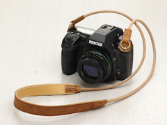 ULYSSES レザー ストラップ スリングショット 革 カメラ クラシカルなカメラに似合う本革カメラストラップ スリングショット
