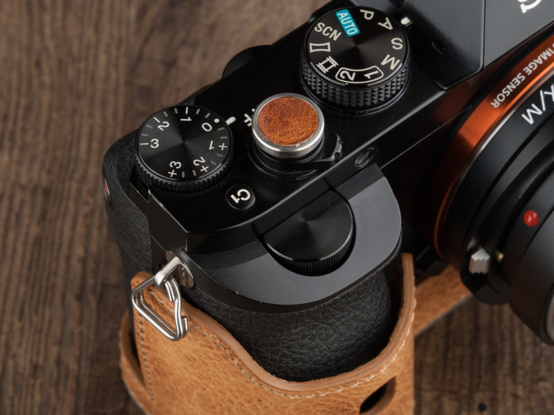 リムズのソフトレリーズボタンはスマイルカメラ（Kカンパニー）にて1,260円