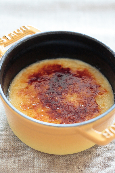 川上氏の作品。自ら作った料理の撮影をライフワークにしている。「料理は作った人のカラーが出るものです。本当に自分の写真作品にするには、料理も自分で作らなくてはと思ったのです」