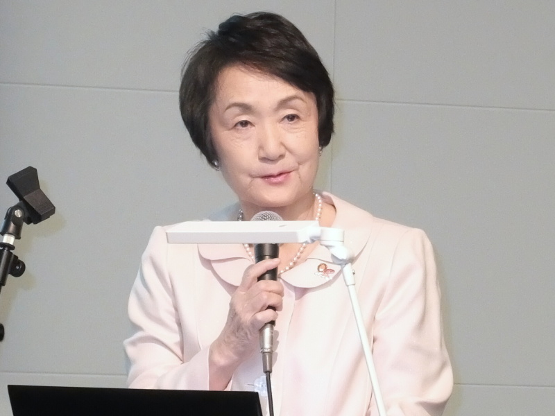 横浜市長の林文子氏