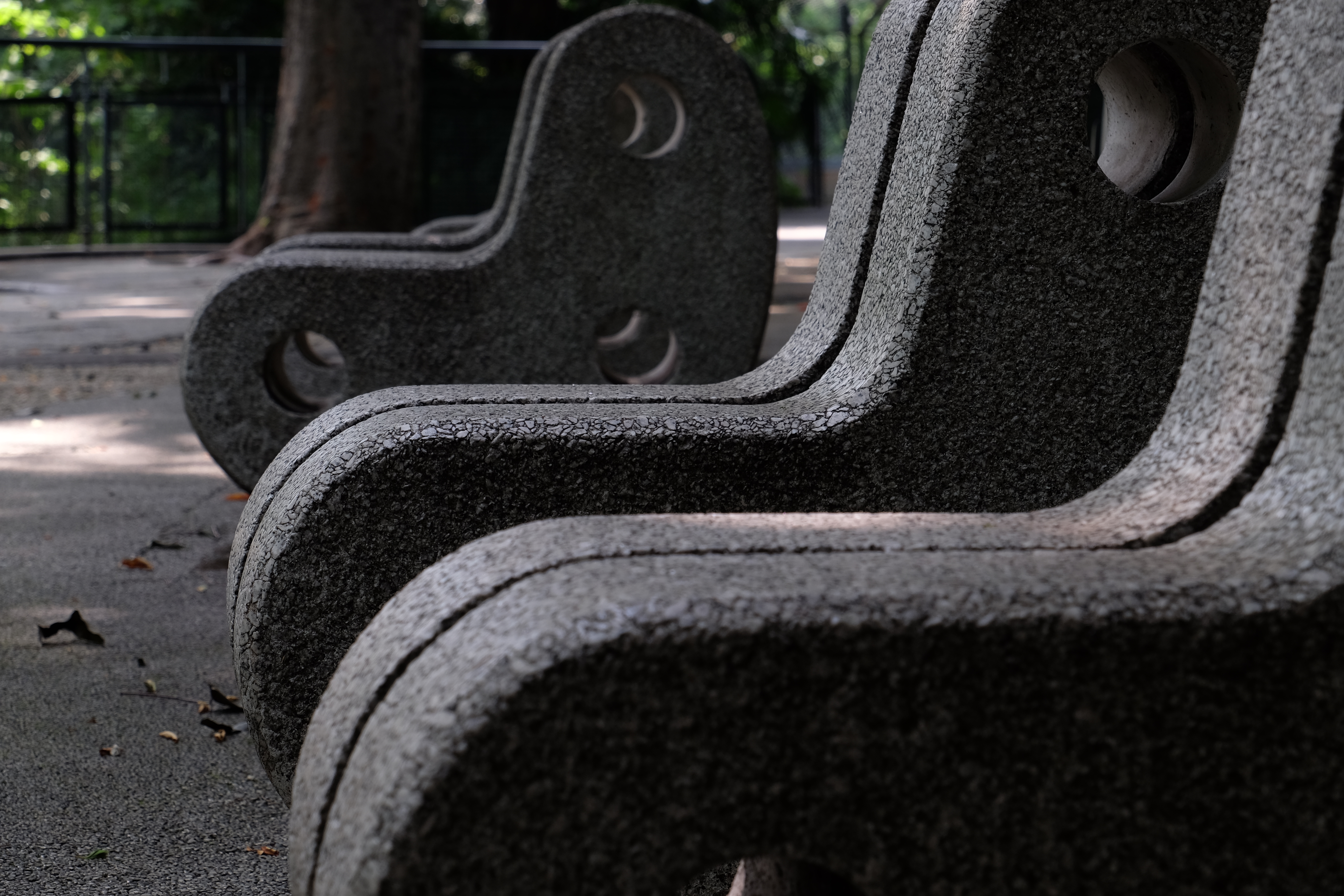 絞りF8・距離数mで撮影。X-T1 / 1/25秒 / F8 / -1.67EV / ISO200 / 135mm