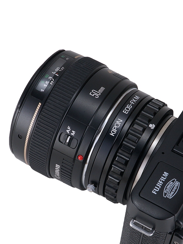 富士フイルムXマウント用の装着例（同）