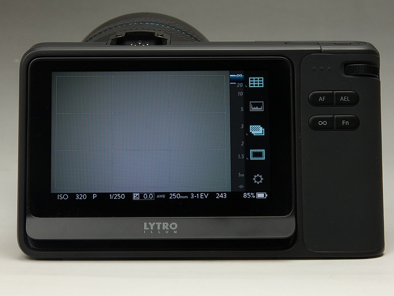 メニューバーは上下フリックで項目が切り替わる